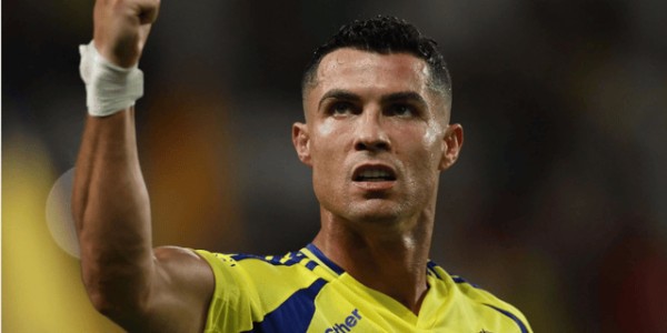 若C罗是中国人，能够配得上球王称号吗？网友为此吵翻天！